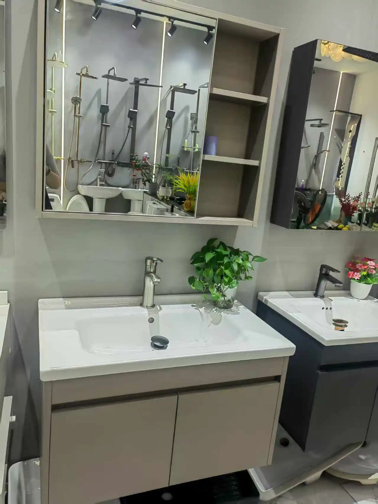 Modern White Ceramic Basin Vanity Set with Drainer Mirror Cabinet Toilet Sink for Hotel Bathroom Use