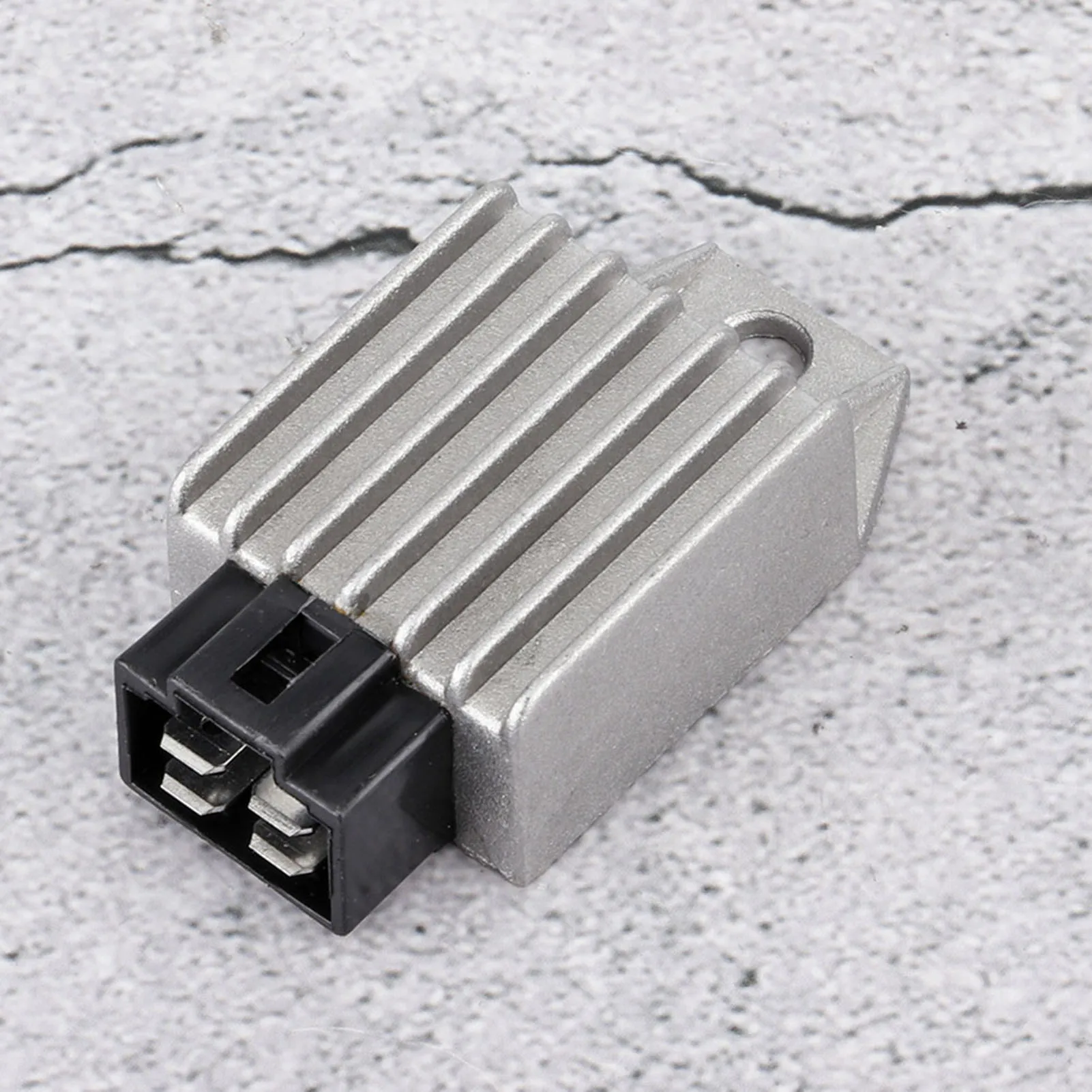 Universal Motorcycle Motor Bike 12V Voltage Regulator Rectifier 4 Pin