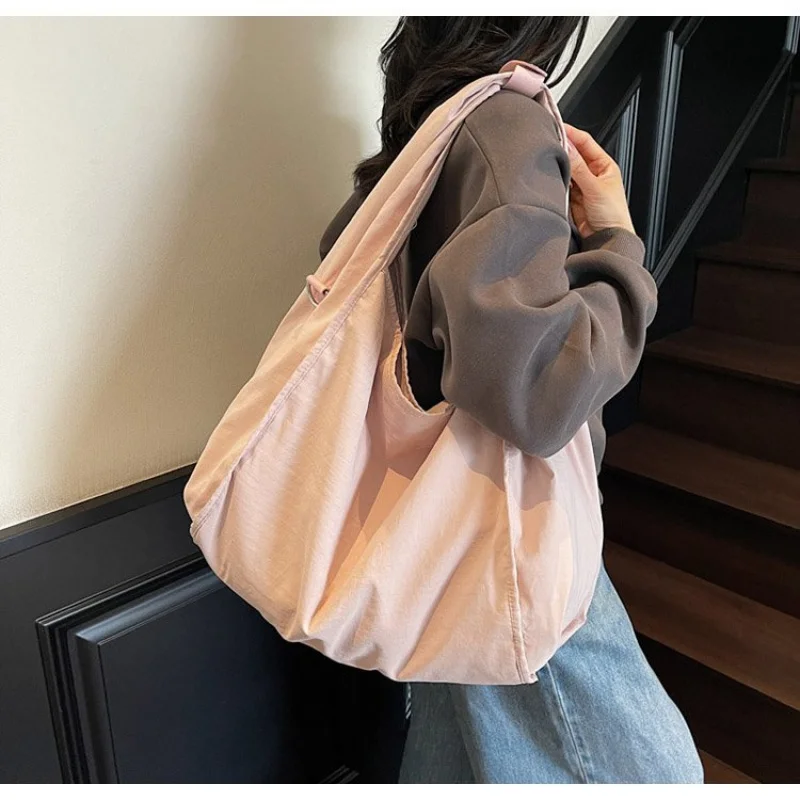 

2025 Новая элитная брендовая женская кожаная сумка на плечо известного дизайнера Париж Элегантная повседневная сумка ​