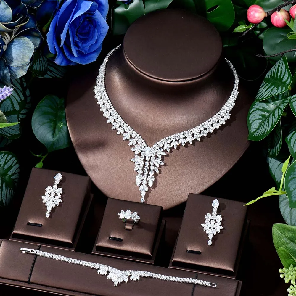 

HIBRIDE Women's Design Sparkling Accessories Jewellery Necklace Earrings Set for Presentation Party Wedding Gathering S-471