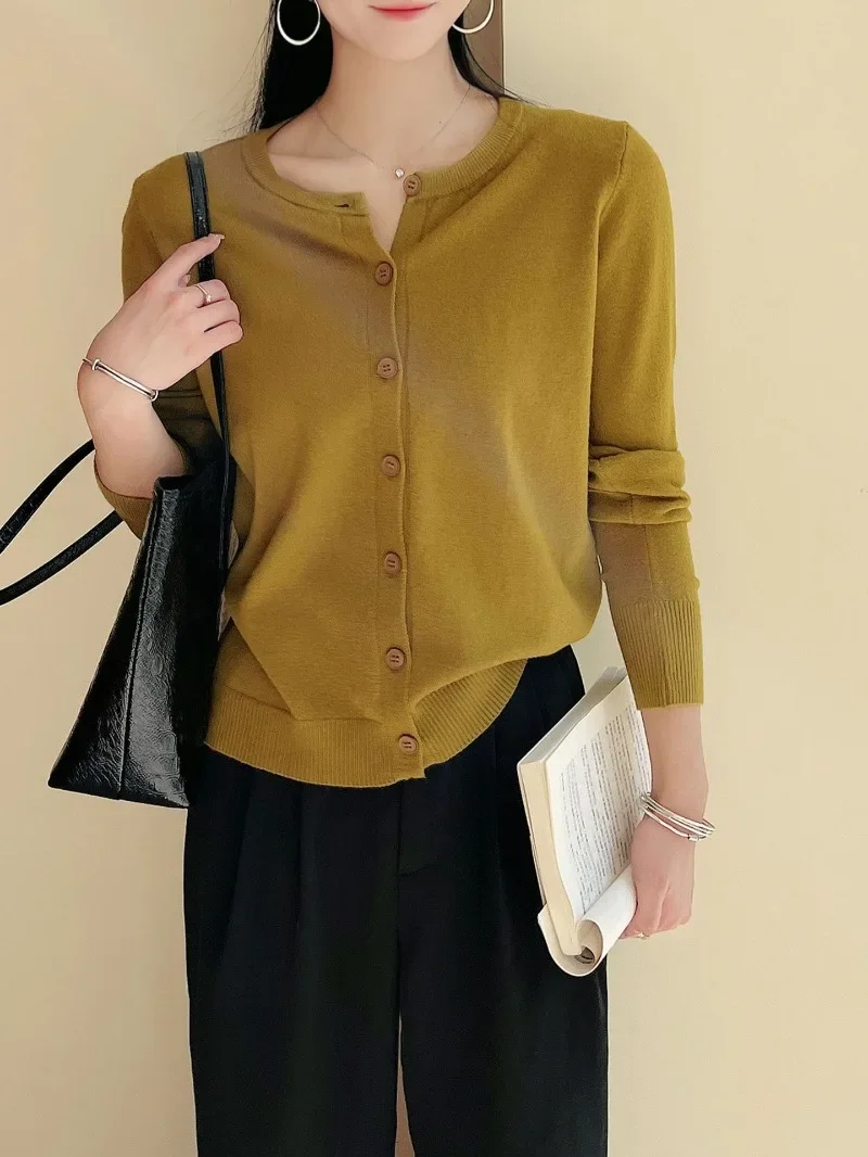 Women Simple Solid Colors O-Neck Single Breasted Knit Shirts Spring Autumn All-Match Casual Pullover Sweater Chic Sweet Sweaters