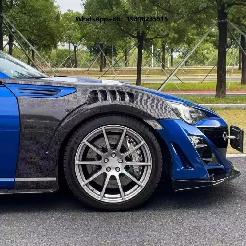 Carbon Fiber Parts Car Front Side Carbon Fiber Fenders for  GT86 FT86 2013 2014 2017 2019