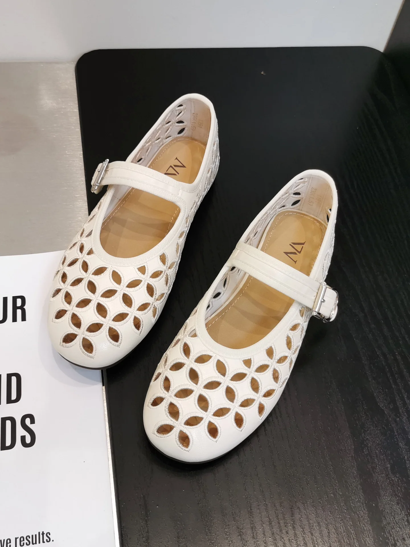 scarpe-basse-mary-jane-da-donna-nuovo-stile-estate-2026-traspiranti-comode-con-suola-morbida-versatili-slip-on