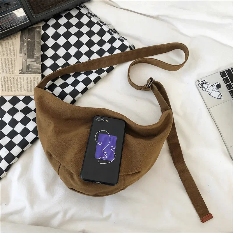 Borsa a tracolla slouchy a tracolla morbida in tessuto di tela a mezzaluna femminile Borsa laterale quotidiana per smartphone casual moda di strada