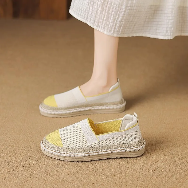 صياد أحذية النساء 2025 جديد الصيف تنفس شبكة أحذية أمومة بكين القديمة القماش أحذية لينة وحيد حذا فردي للسيدات