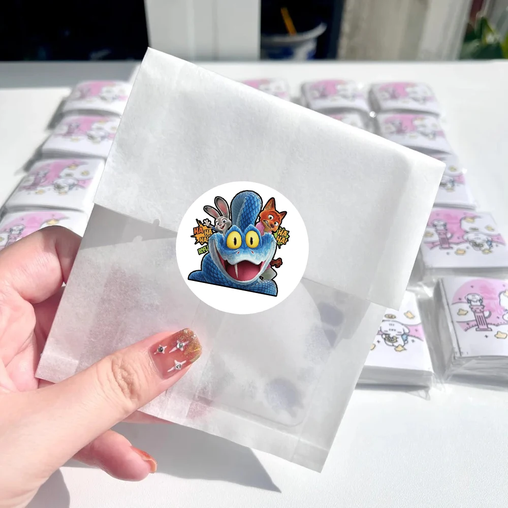 500 sztuk/rolka Urocze naklejki z kreskówki Disneya Zootopia, naklejki do samodzielnego ozdabiania, na telefon, notatnik, kubek na wodę, zabawki, naklejki na prezenty