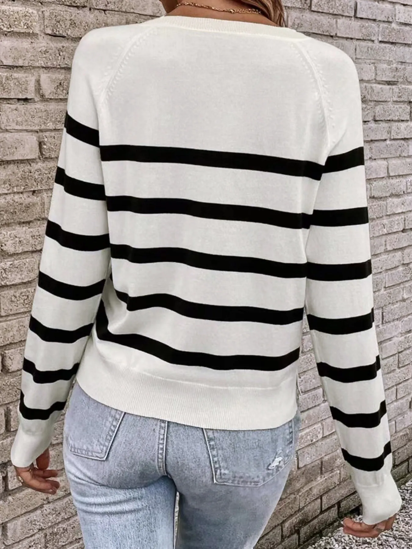 Directional development sweater female round neck short-style pullover long sleeve horizontal stripe leisure spring and autumn