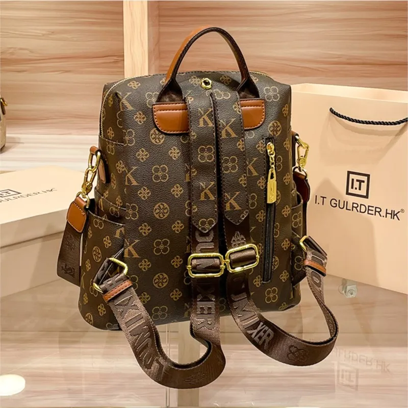 Light luxury women's backpack 2024 new autumn and winter high-end fashion designer student backpack retro travel backpack trend