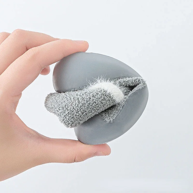 Sapatos infantis com fundo macio para bebês, sapatos de chão para crianças e meias para crianças pequenas, modelos de inverno engrossados e quentes