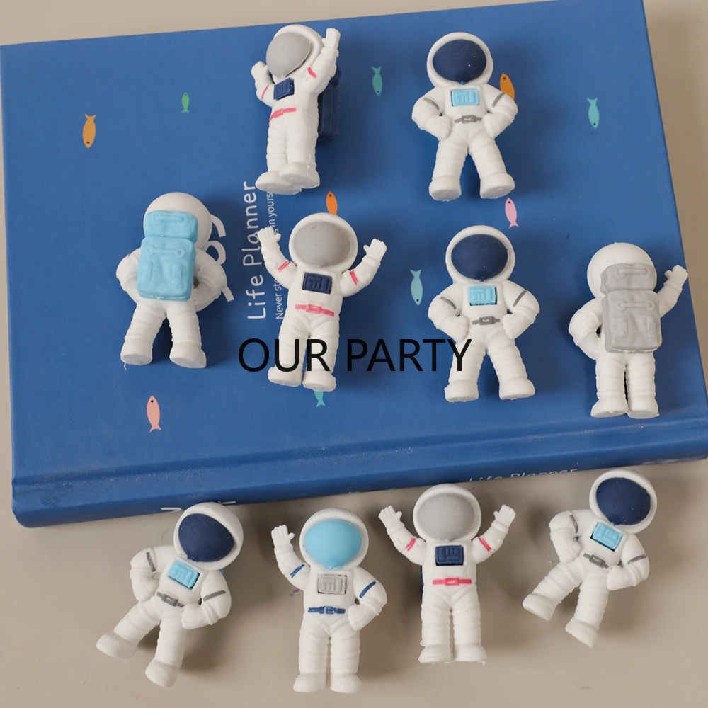 8Pcs Cute 3D Astronaut Painting Erasers for Kids Birthday Party Favors Back To School Stationery Gift Baby Shower Pinata Filler