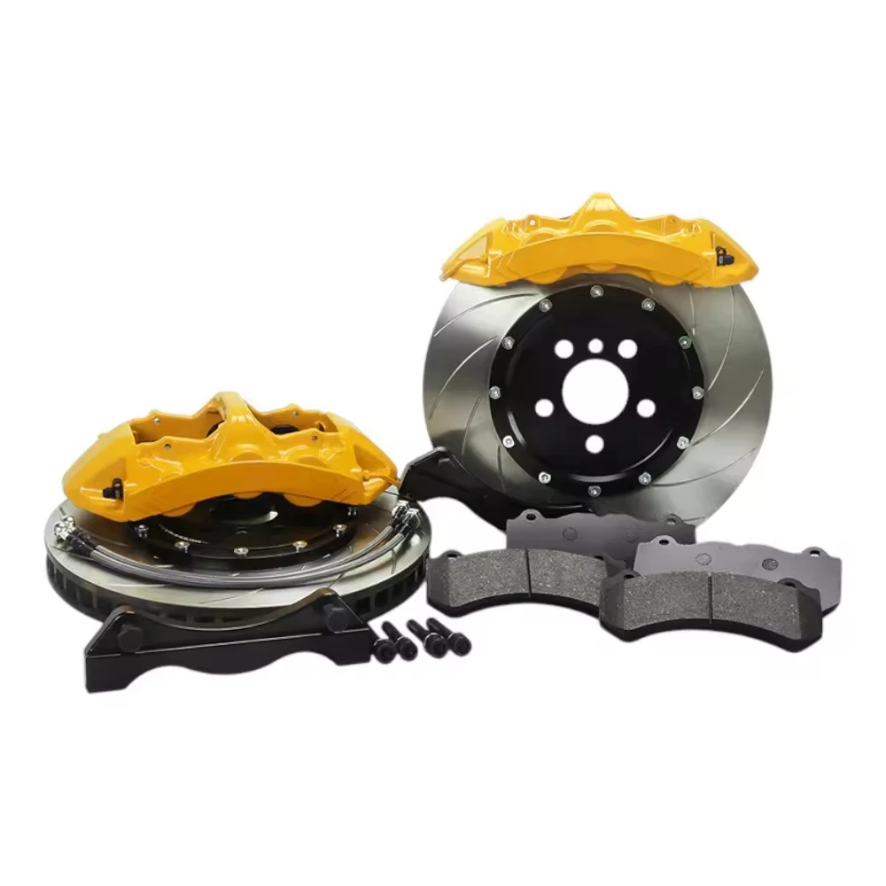 

High-performance six-piston black calipers with 380x34 floating slotted discs for BMW E92 335i 19-inch wheels