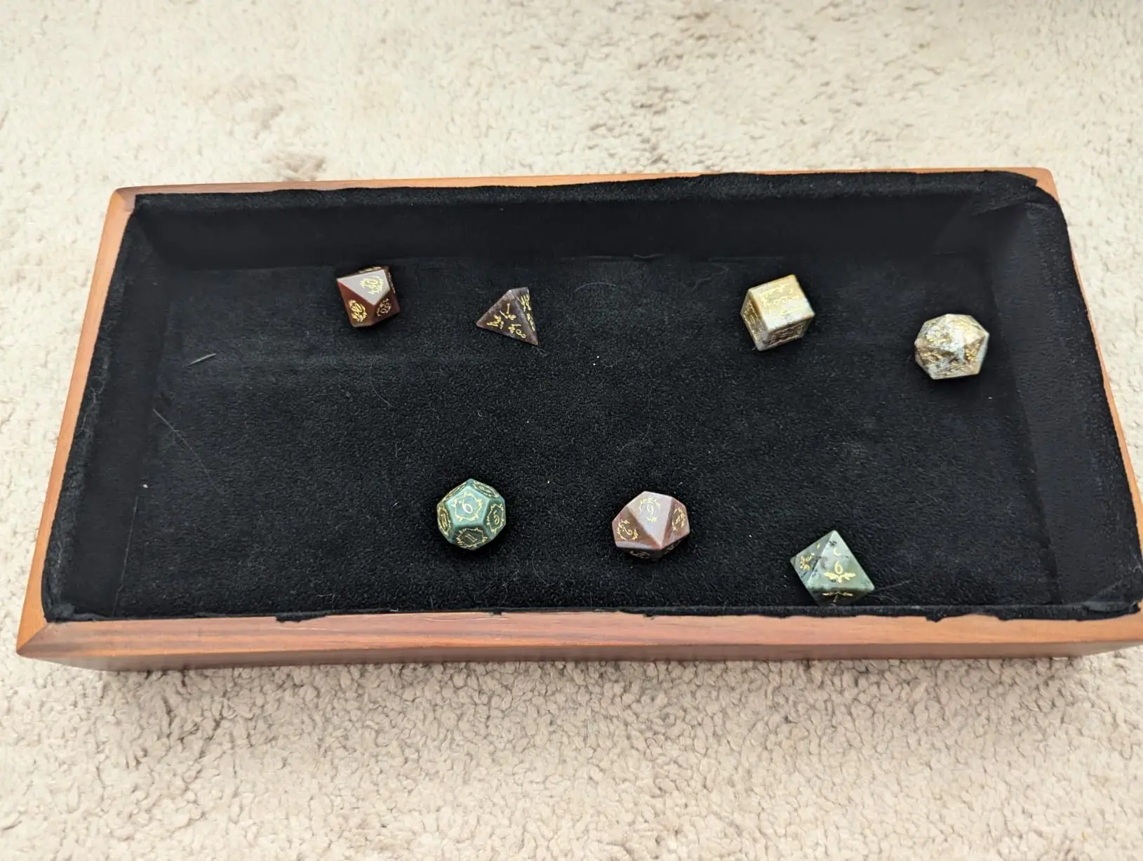 12 قطعة من بطانة اللؤلؤ ذاتية اللصق باللون الأسود لأدراج المجوهرات/الفنون والحرف اليدوية/مشاريع DIY، مقاس A4 (8.3 بوصة × 11.8 بوصة) #5