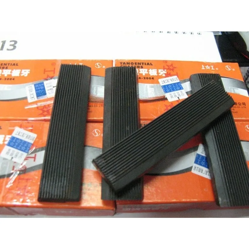 

HSS Flat Tangential Die T-4.5x28mm / T-5 / T-5.5 / T-6x35mm Metric Tagential Dies Electric Pipe Threader Part Tangential Chasers