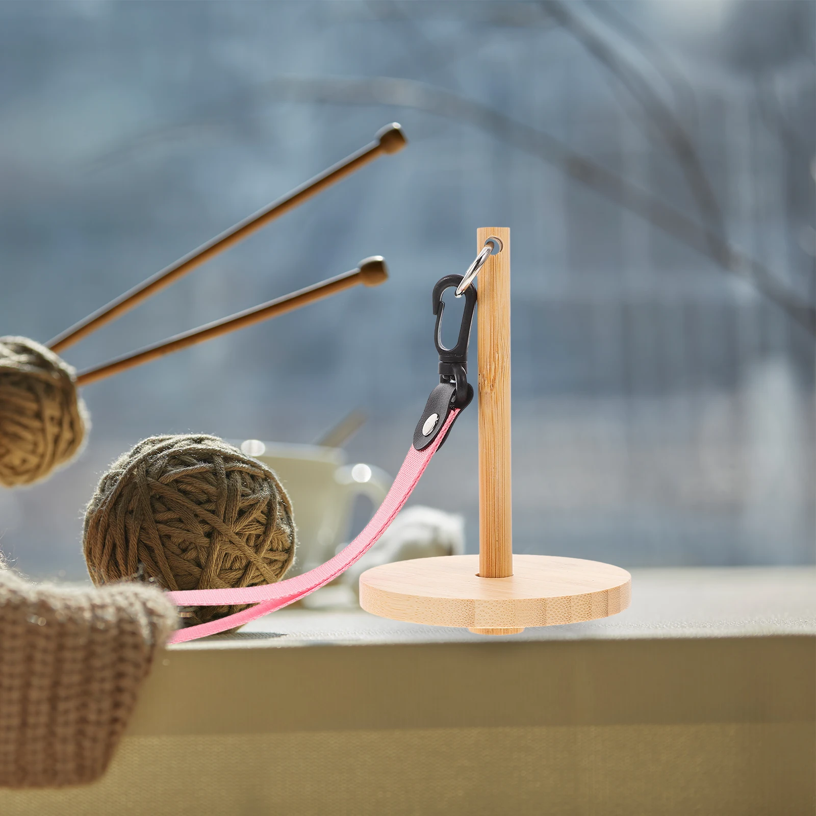 

Portable Bamboo Yarn Ball Winder Rotating Spindle Yarn Holder For Crocheting Knitting Lightweight Compact Durable Easy Use Beige