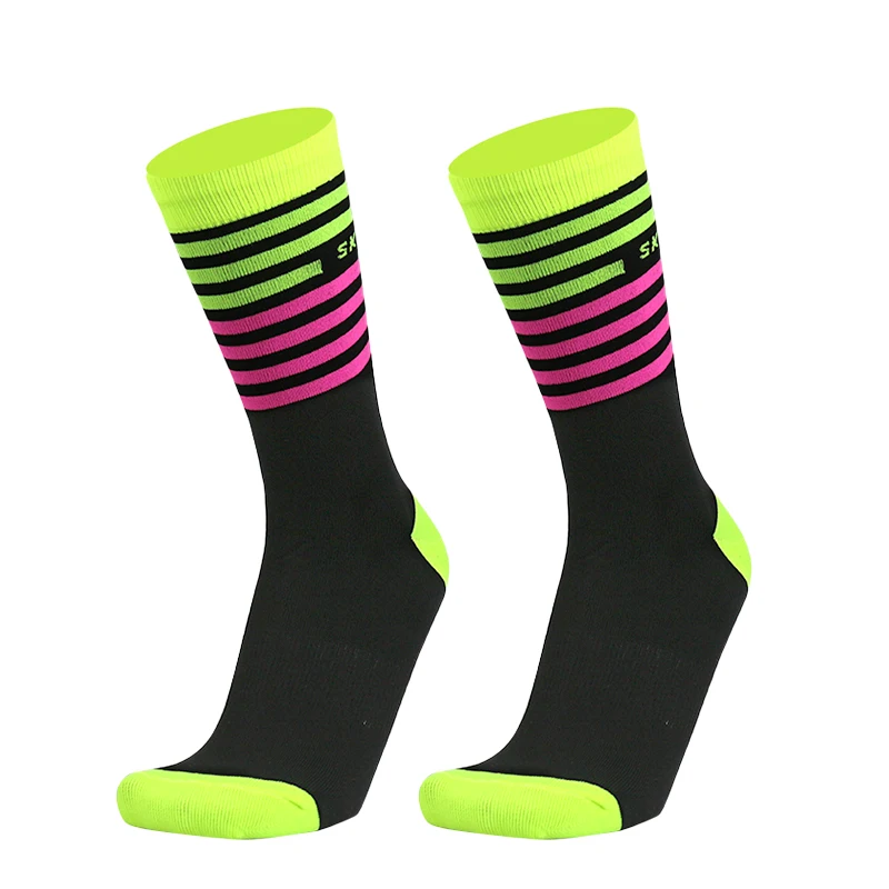 SKYKNIGHT Left and Right Foot Stripes Cycling Socks Mount Sports Wearproof Bike Footwear For Road Bike Socks Running Socks