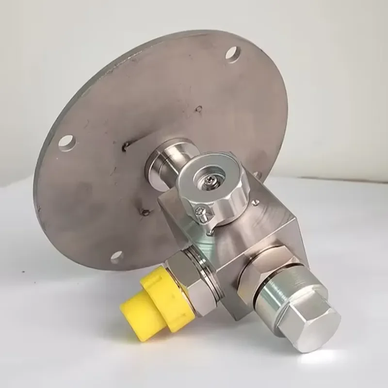Disassembly-Free Valve Set No Need to Remove Screws, Allowing Operation by One Person Alone