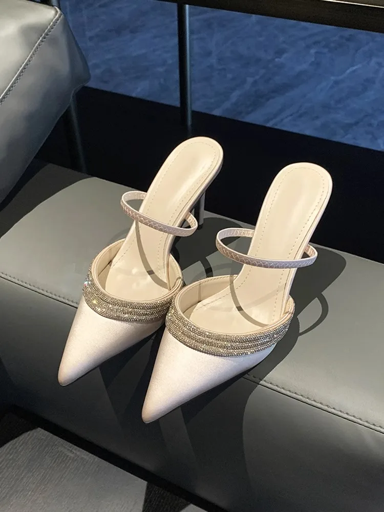

Champagne Satin Pointed Toe Sandals Sexy Rhinestone Outdoor Wear High-Heels Lady Style Mule Half Slippers Women Shoes Sandalias
