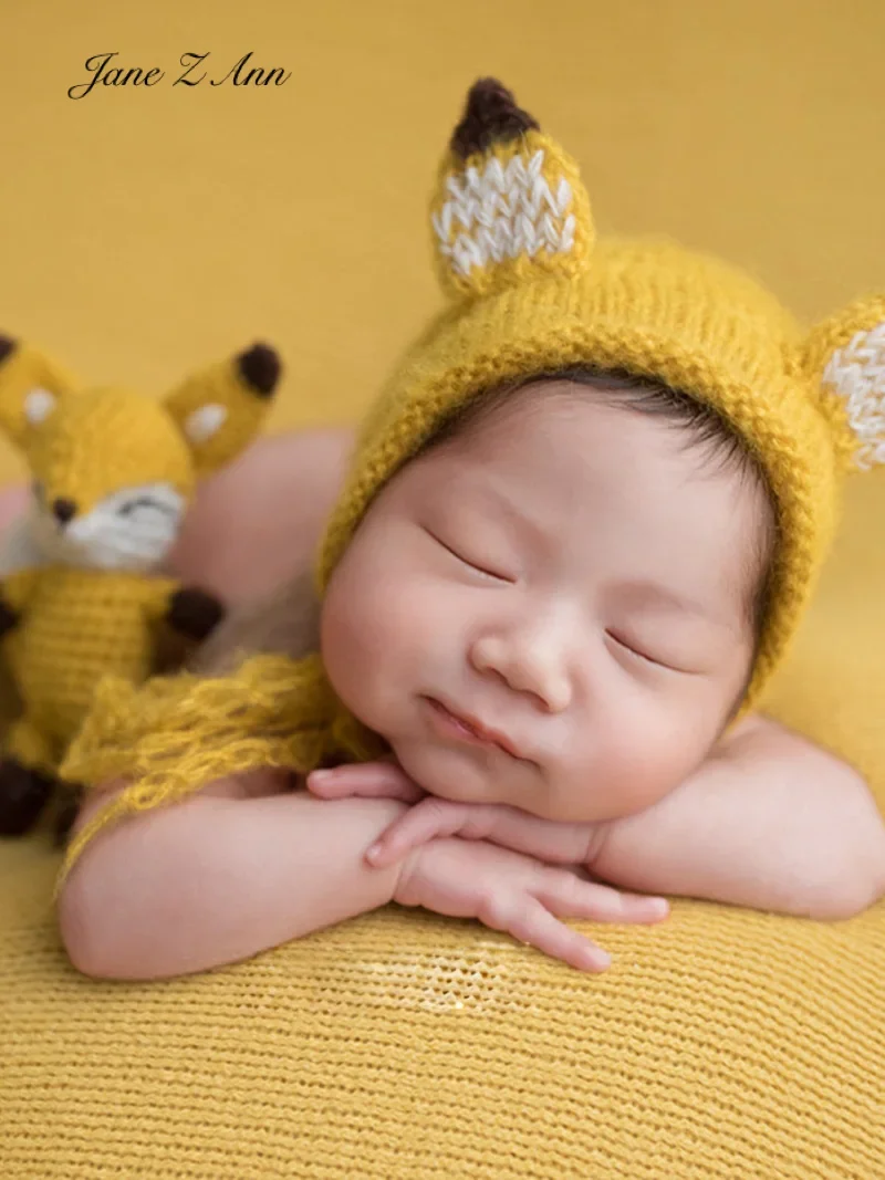 Newborn baby photo props handmade knitted pom hat doll studio home shooting twins accessories