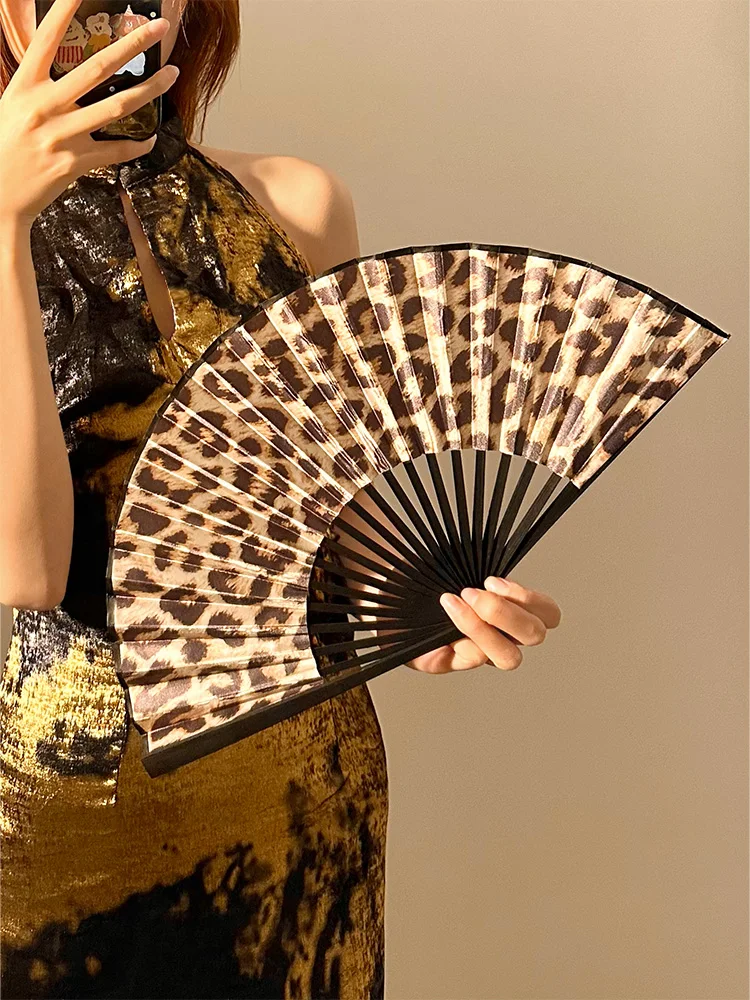 Chinese Leopard Print Folding Fan Portable Bamboo Fan For Summer Special Bamboo Bone Fan For Dance
