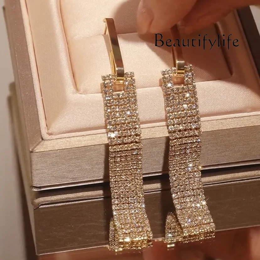 

Full of diamonds, long earrings, new trendy women's earrings, women's 925 silver needles, high-end temperament, earrings