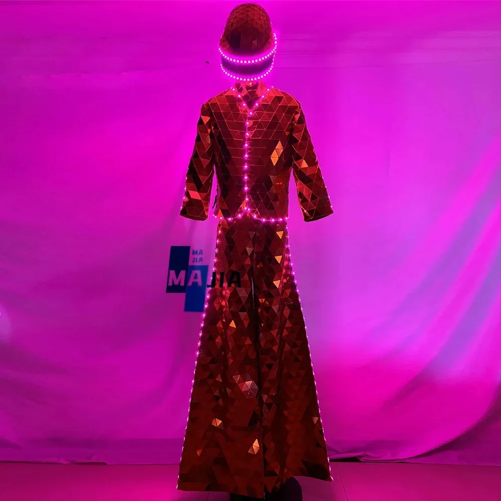 Costume da specchio rosso Trampoli Walker Costume da robot a LED per DJ Party Performance Show Dance Party Halloween Pasqua