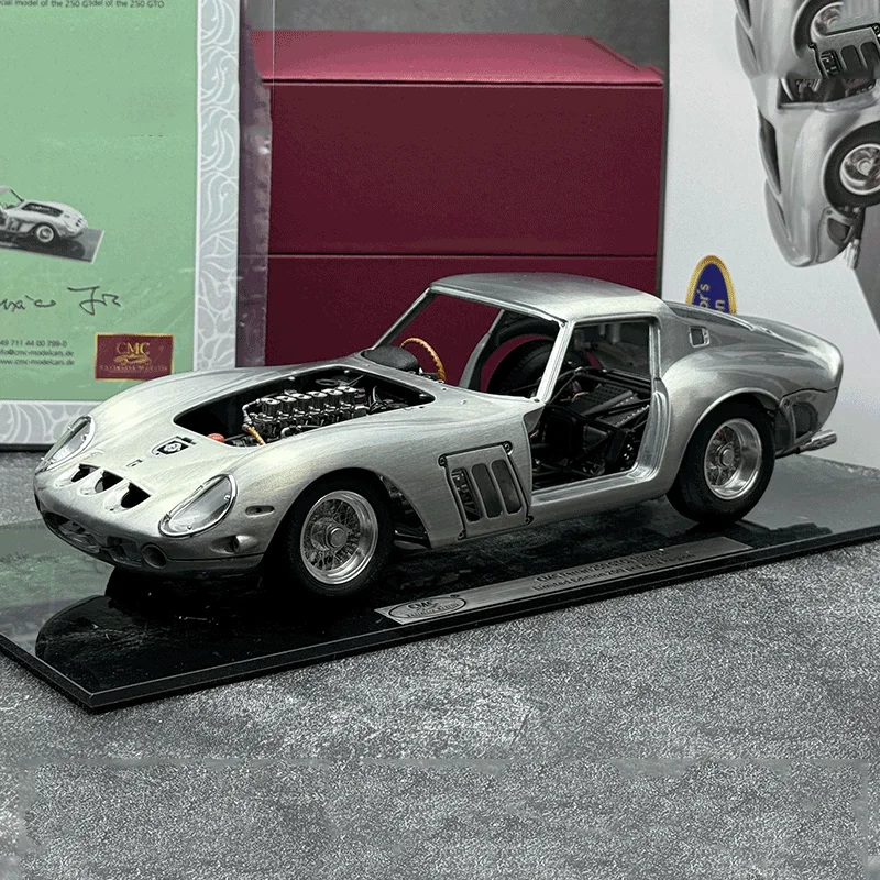 CMC 1:18 250GTO Skeleton Clear Paint Edition Limited Edition Alloy Car Model Collection Gift