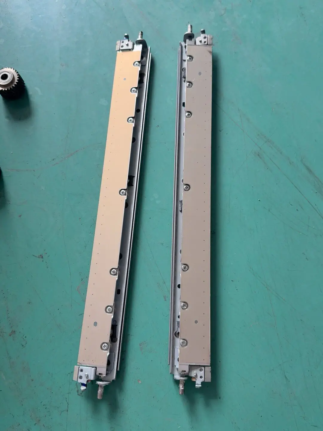 Original 90% New Fuser Separation Plate Unit for Ricoh Pro 8120s 8220s 8100 8300 Paper Stripper Assembly