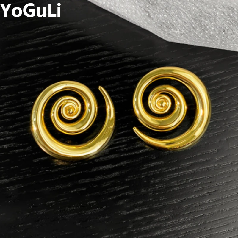 Modern Jewelry 925 Silver Needle Geometric Stud Earrings Senior Sense Popular High Quality Brass Gold Color Earrings For Women