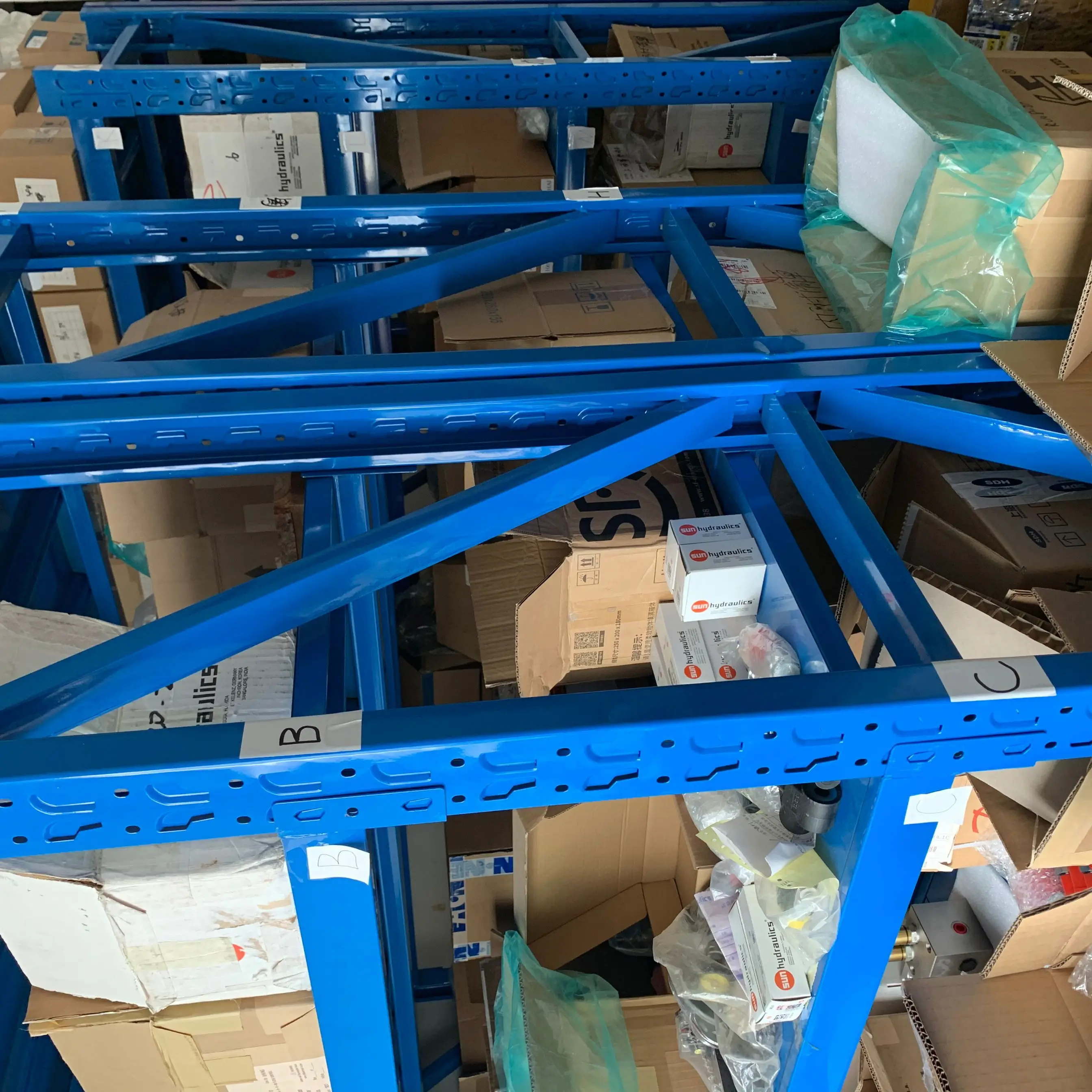 SF20-22 SF20-22-0-P-00 SF20-22-0-N-00 SF20-22-0-P-24DG SF20-22-0-N-24DG HydraForce الأصلي الملف اللولبي صمام الشمس الهيدروليكية ea ton