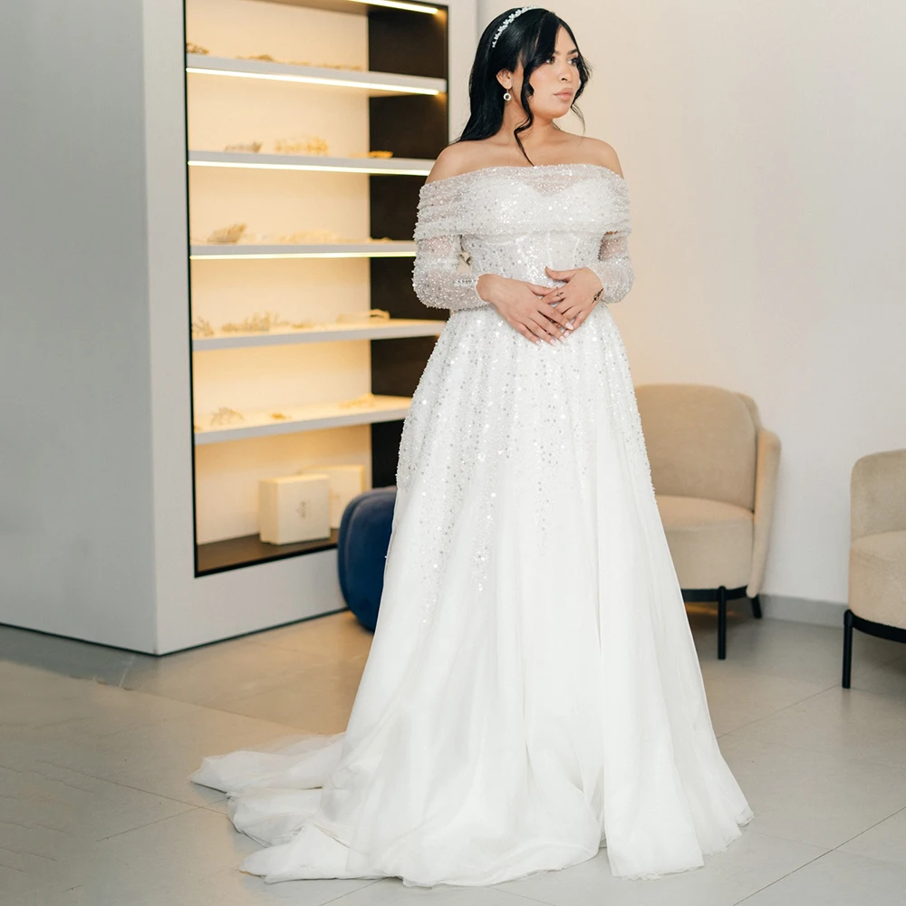 

Customized Boat Neck White Tulle Evening Dress With Sparkly Sequined Sweep Train Party Dress A-line Floor Length Prom Gowns