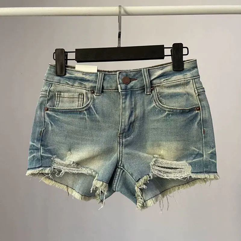 2026 New Spice Girl Retro Old Rough-edged Hole Denim Shorts Hip-wrapped Wide-leg Y2k Shorts Hot Pants
