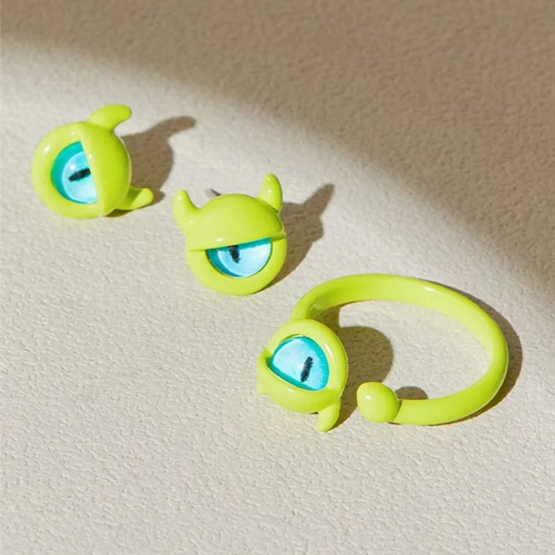 Kiss Jewelry Fashion Anime Cosplay Animal Eye Stud Earring Finger Rings Set Women Funny Punk Halloween Monster Eye Earring Ring