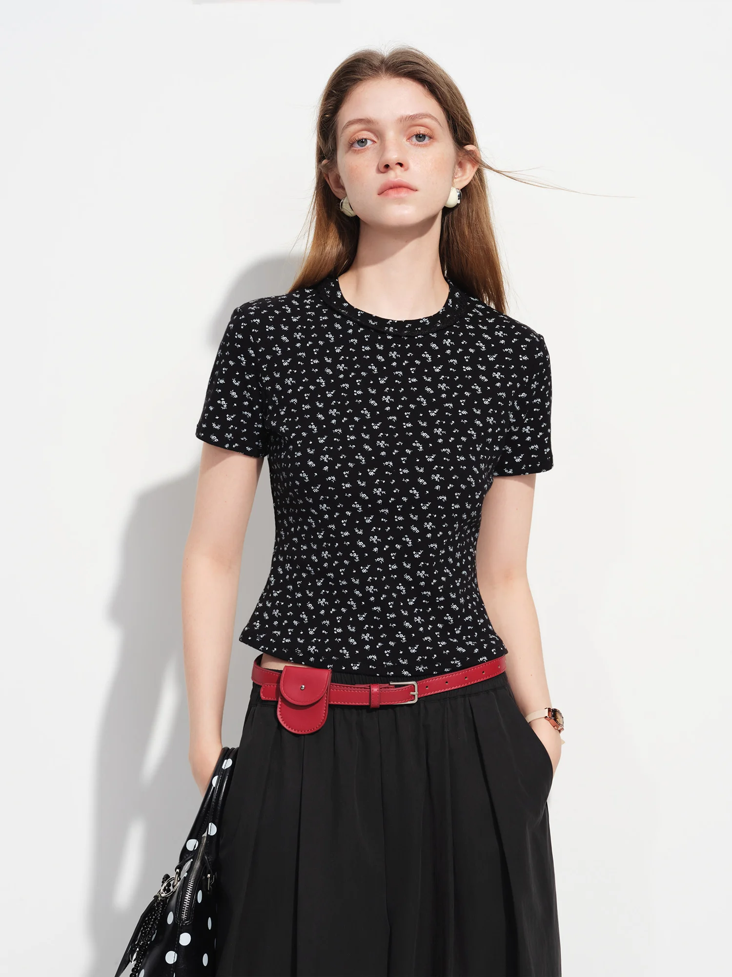 FSLE Simple and Versatile Slim Fit Pique Knit Short-sleeved T-Shirt for Women Spring 2026 New Arrival Cotton Slim Fit T-shirts