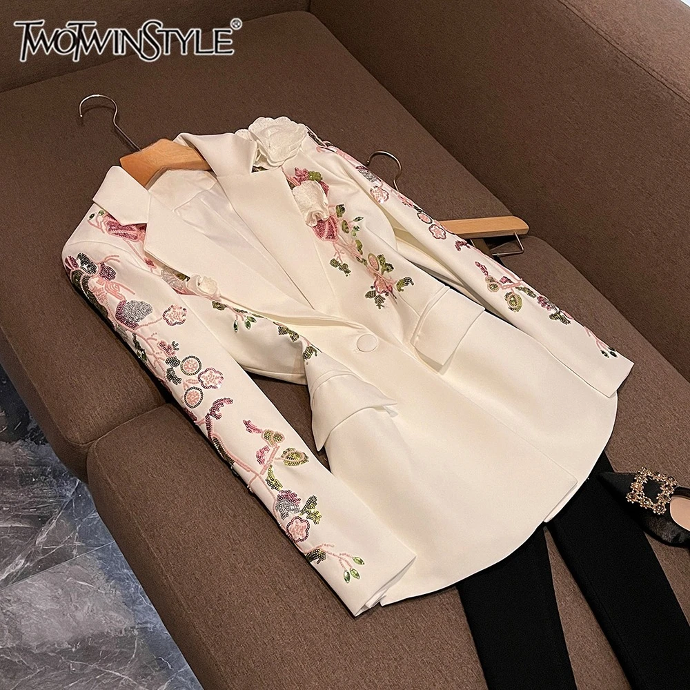 

TWOTWINSTYLE Design Sense Slim Jackets For Women V Neck Long Sleeve Spliced Appliques Casual Commute Blazer Female New KJA552944