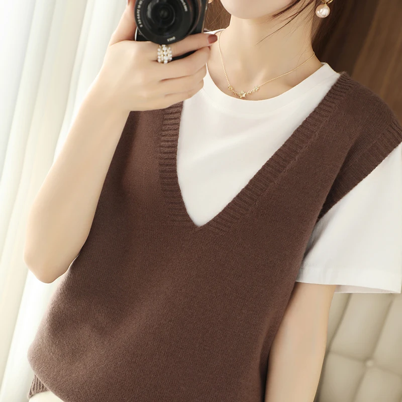 New Women\'s Vest Worsted Cashmere Vest Spring And Autumn Loose Knit Sleeveless Pullover Women\'s Vest Waistcoat