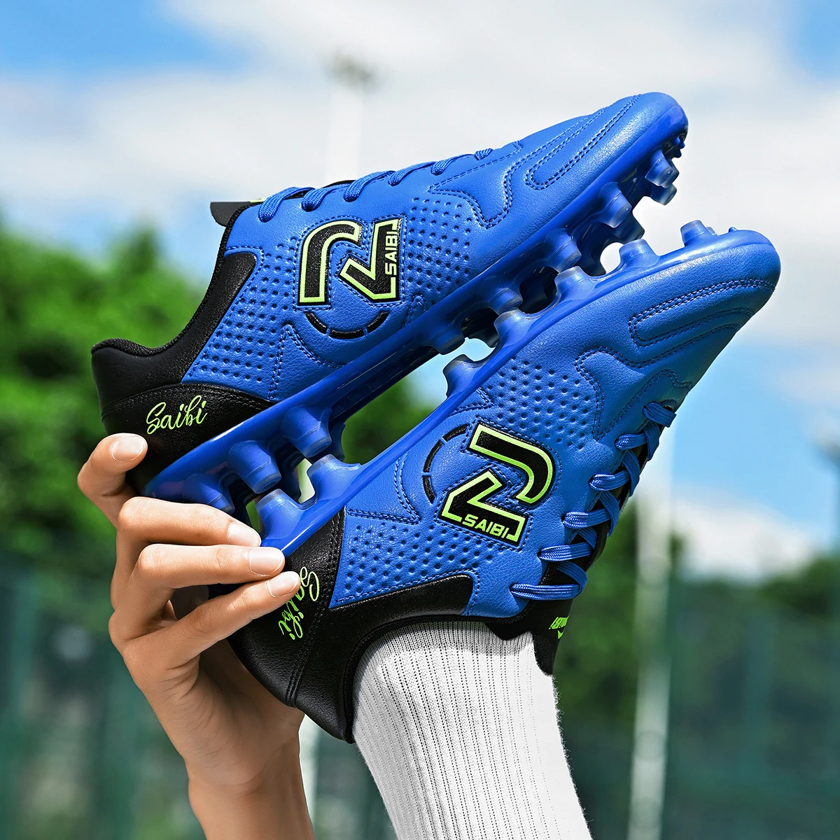 

AG FG Long Studs Soccer Shoes PU Fabric Blend Upper TPU Tough Sole Strong Grip Wear Resistant for Men Women Youth Matches