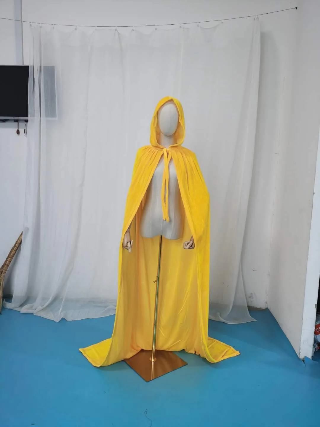 

Низкий по цене бархатный накидной плащ с тонким капюшоном для ролевых игр, сценических выступлений, активного отдыха на природе, накидка на плечо из эластичного волокнистого материала