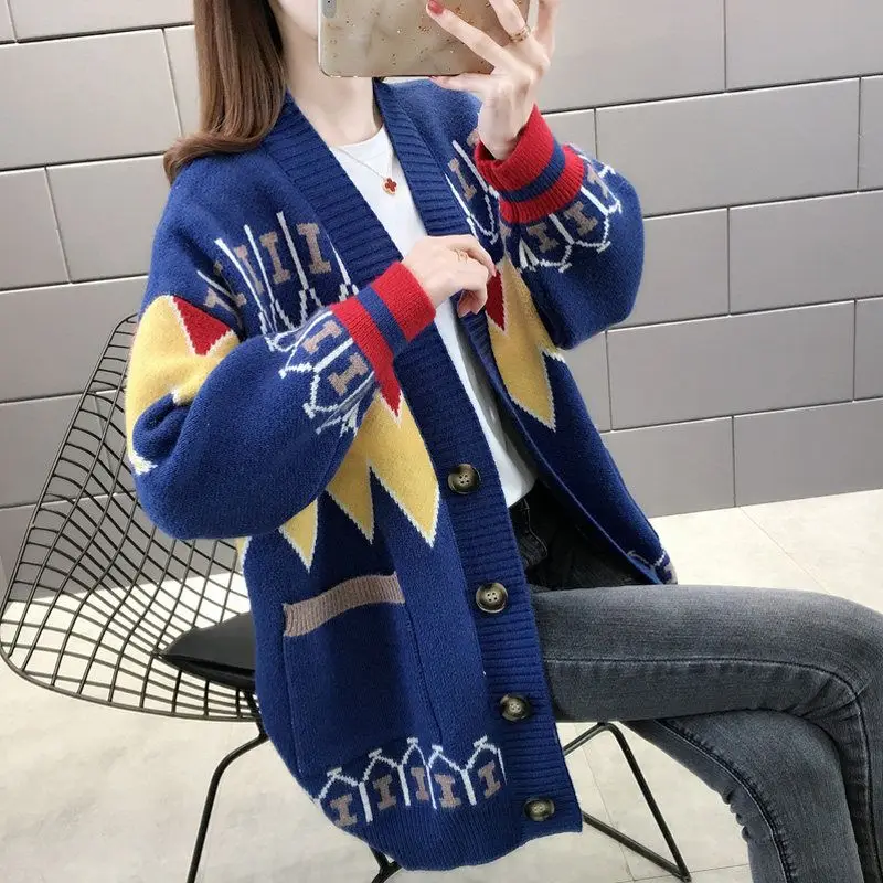 2025 Новый женский свободный вязаный кардиган в корейском стиле - стильная верхняя одежда ранней осени/весны, носимый свитер