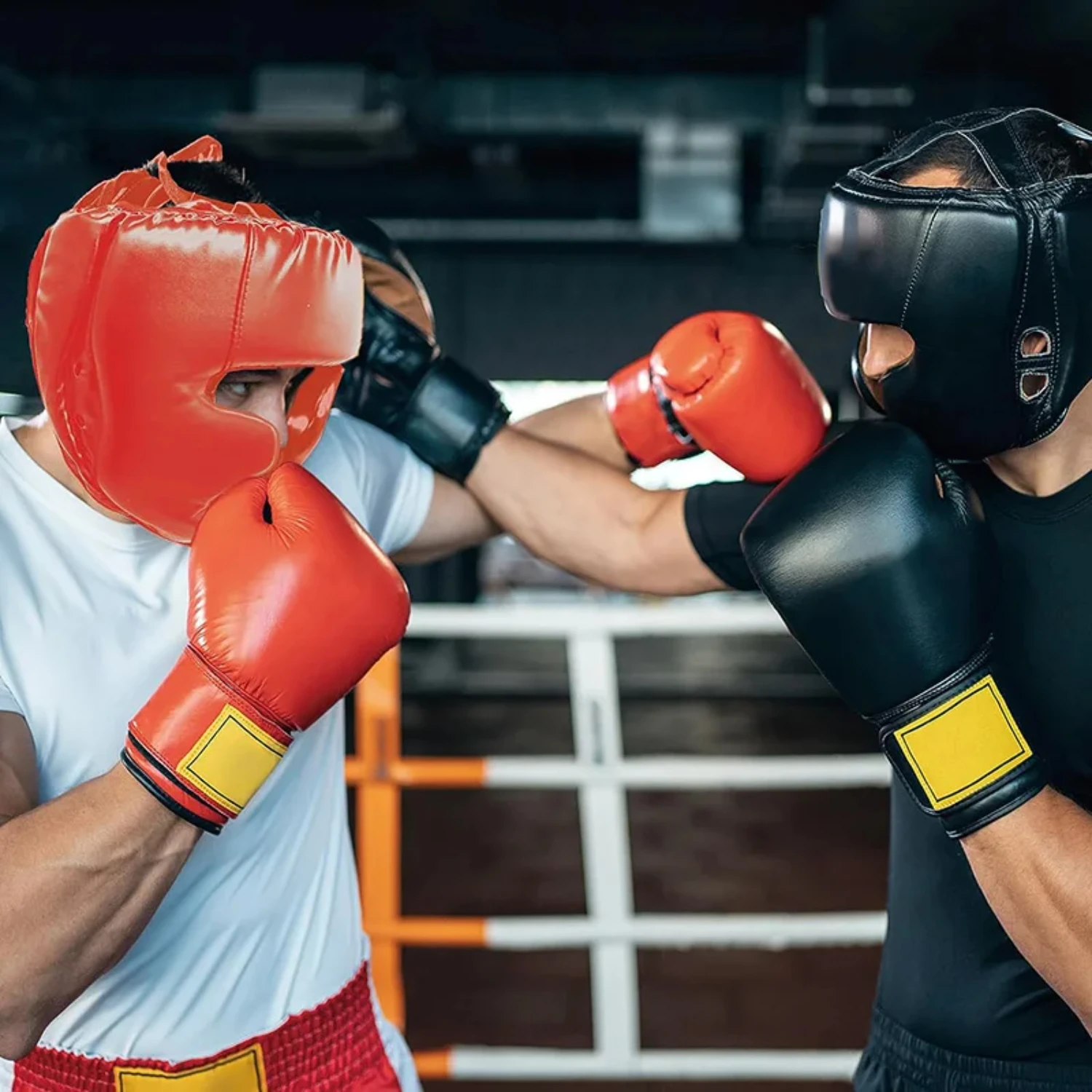 Casco de boxeo para hombres y mujeres, Protector de Karate, Muay Thai, casco de seguridad de boxeo, equipo de Taekwondo para adultos y niños, nuevo