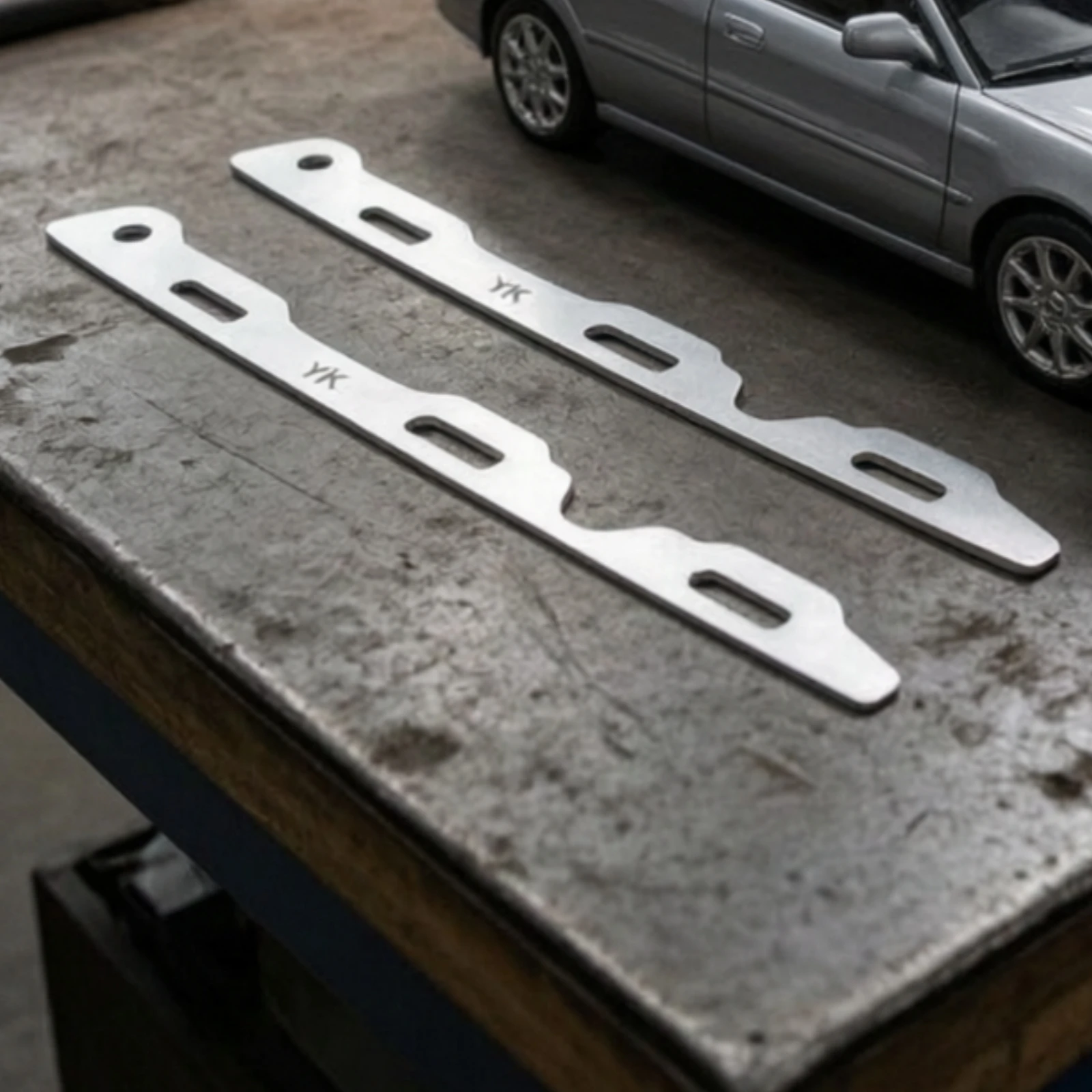 Front Bumper Bracket Set Bolt-on Front Bumper Support Bracket Brackets Slotted Hardware Compatible for Bodywork