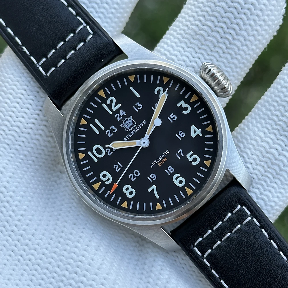 Reloj de piloto STEELDIVE para hombre, reloj de pulsera mecánico automático para buzo, resistente al agua 20ATM, C3 + BGW-9, zafiro luminoso NH35, corona de cebolla