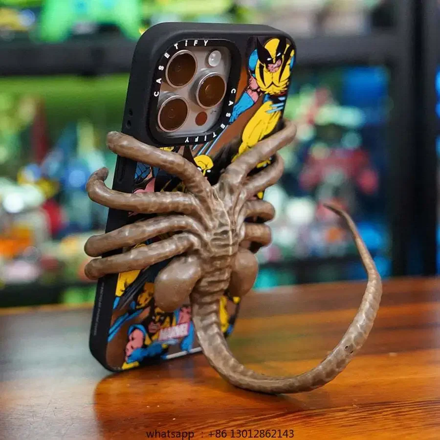 Special-shaped Romulus mobile phone holder pendulum