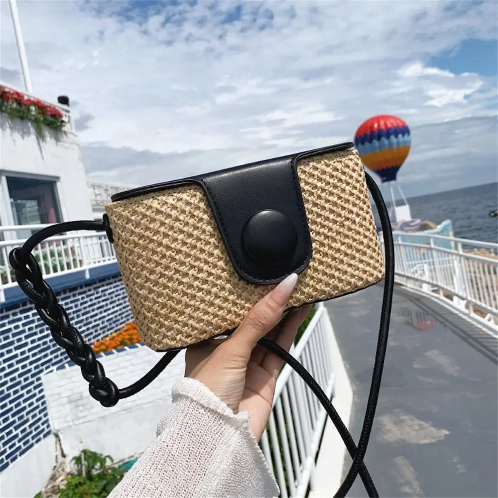 

Rattan Shoulder Bag Cute Bohemian Handmade Braid Crossbody Bag Grass Woven Bag Vacation