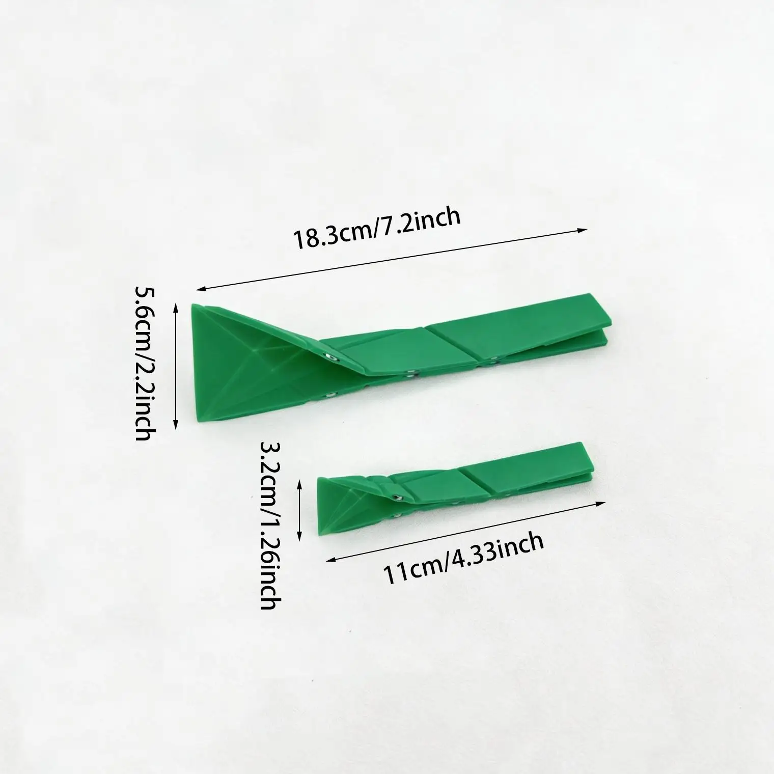 Flat 3-in-1 measuring spoon