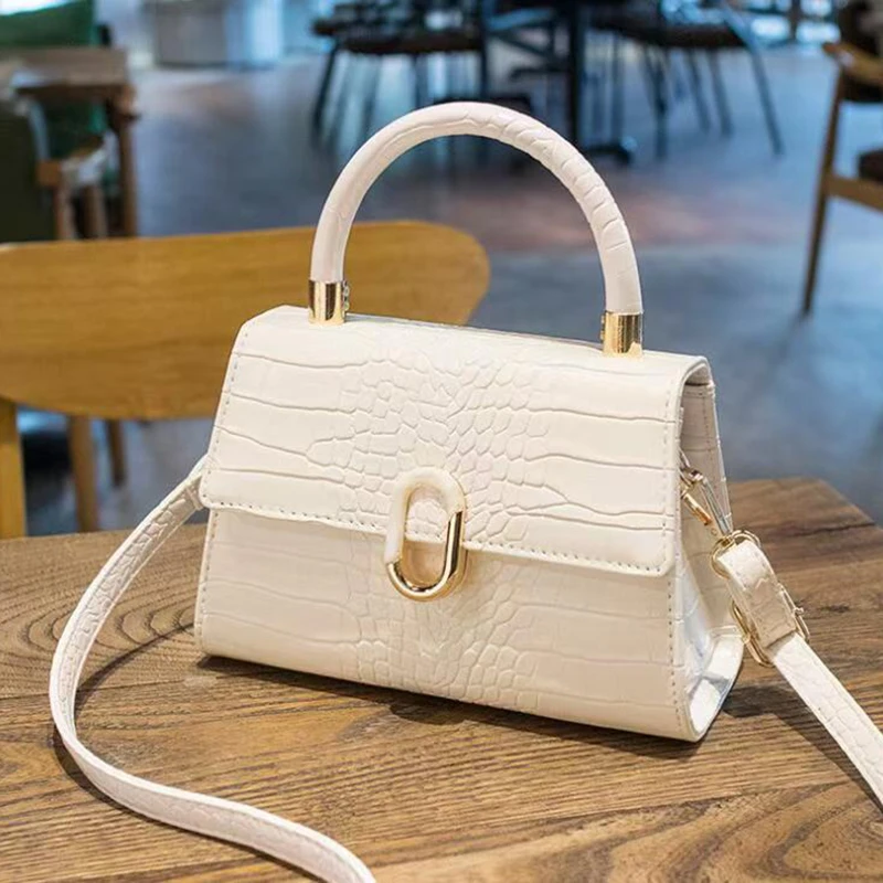 nova-bolsa-feminina-pequena-quadrada-com-estampa-de-crocodilo-casual-de-ombro-transversal-e-versatil