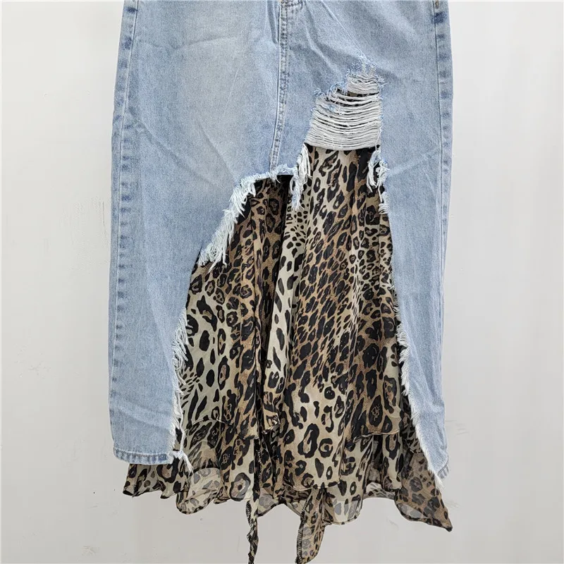 Spódnica jeansowa Two-in-One Cheetah |   Dopasowana spódnica midi na jesień 2024, edytna i seksowna, podkreślająca figurę, z patchworkiem.
