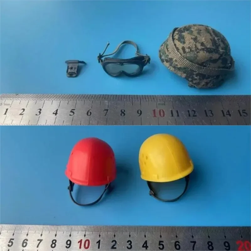 Koperta w skali 1/6, nowoczesny wojenny hełm bojowy wojskowy, plastikowy kapelusz kamuflażowy, model dla 12-calowej figurki akcji.