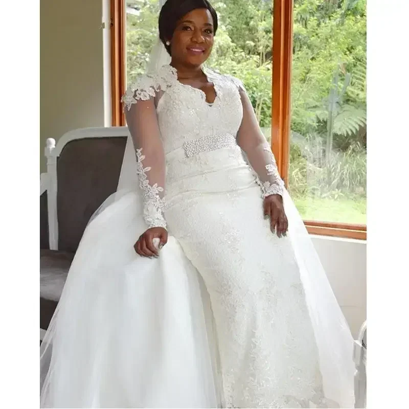 カスタマイズされたプラスサイズのアフリカのウェディングドレス、取り外し可能なトレーン、長袖、クリスタルレース、ガーデンウェディングパーティー、花嫁衣装