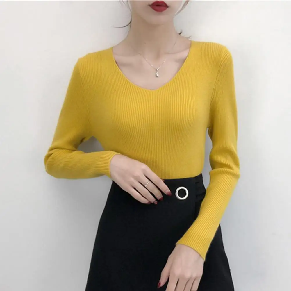 Women Base Layer Shirt Women's V-neck Ribbed Base Layer Shirt Slim Fit Thermal Undershirt for Fall/winter Soft for Ladies