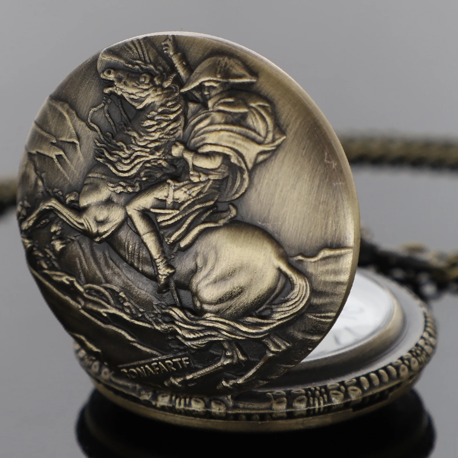 Horses Carved Quartz Pocket Watch Necklace Timing Pendant Steampunk  Woman Man Watch Souvenirs Gifts